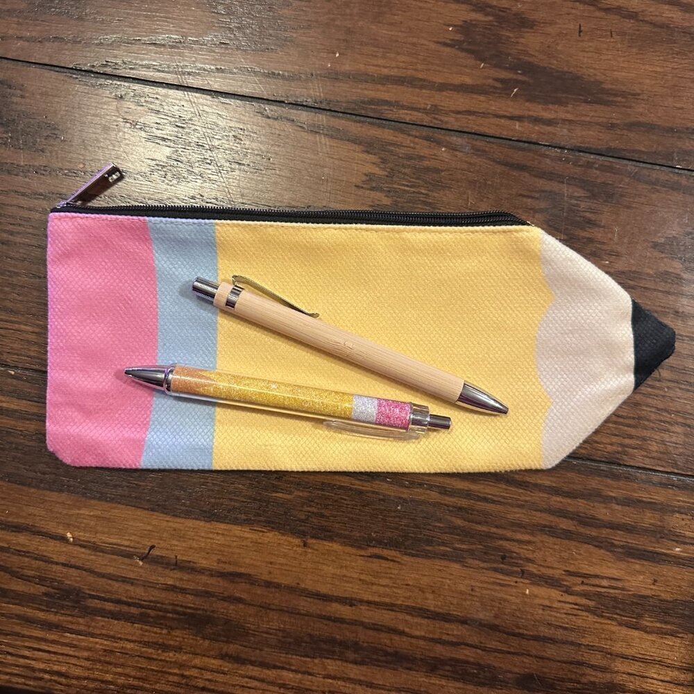 Teacher Bundle- Teacher Decor, Post it's and holder and Pencil case with pens - Picture 8 of 9